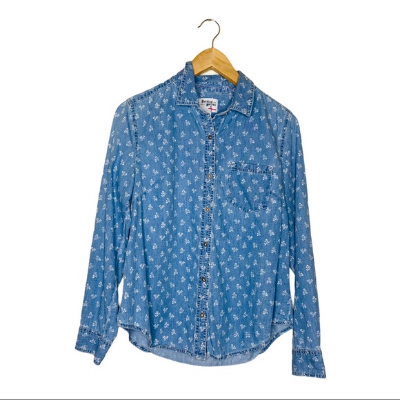 Anthropologie Tops - Holding Horses Dots Dahlias Chambray Button Shirt